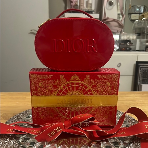 Christian Dior Red Vanity Case With Lunar New Year Box and Ribbon - Picture 2 of 12